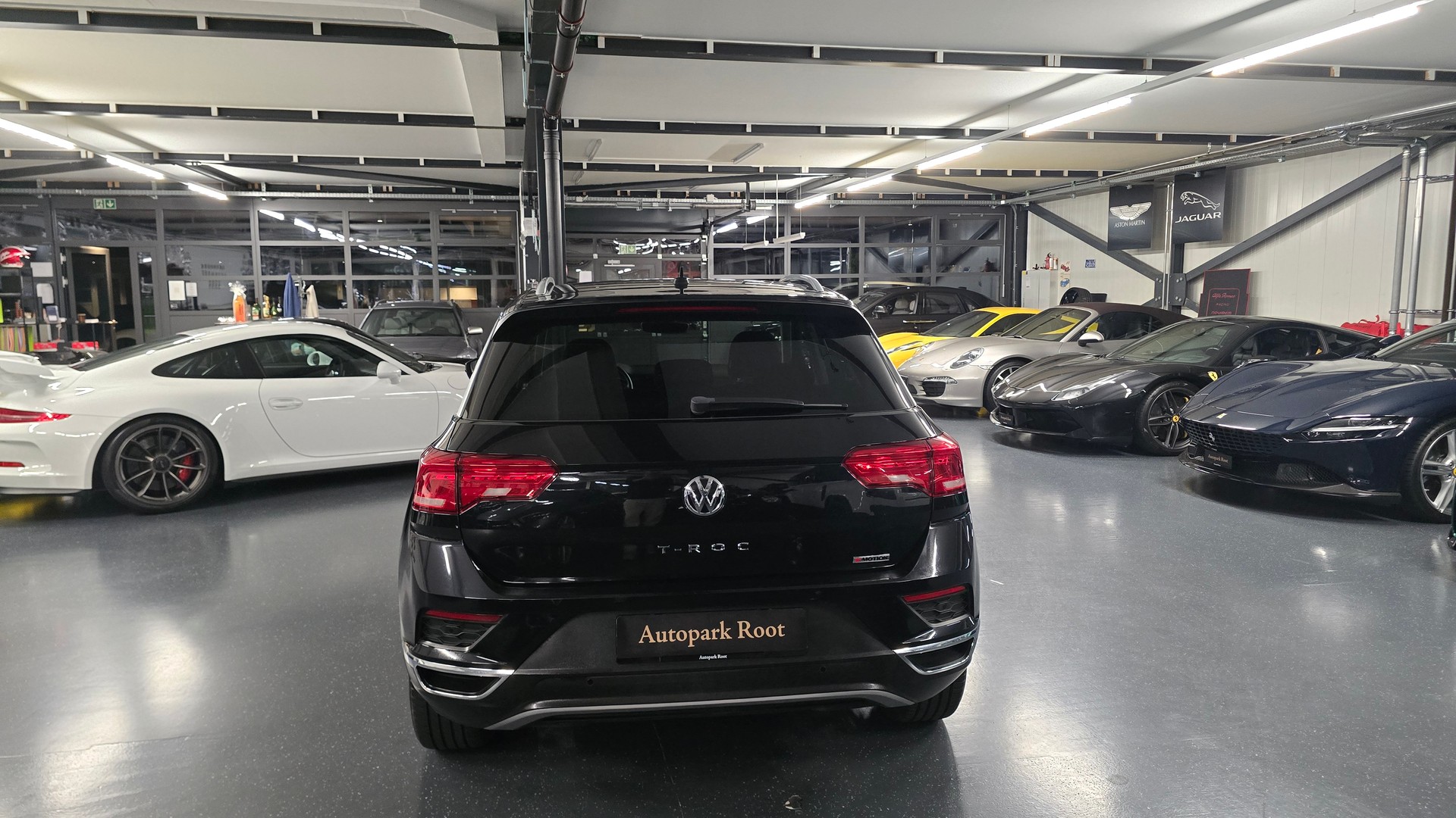 VW T-Roc 1.5 TSI EVO Sport DSG 4Motion-image-5