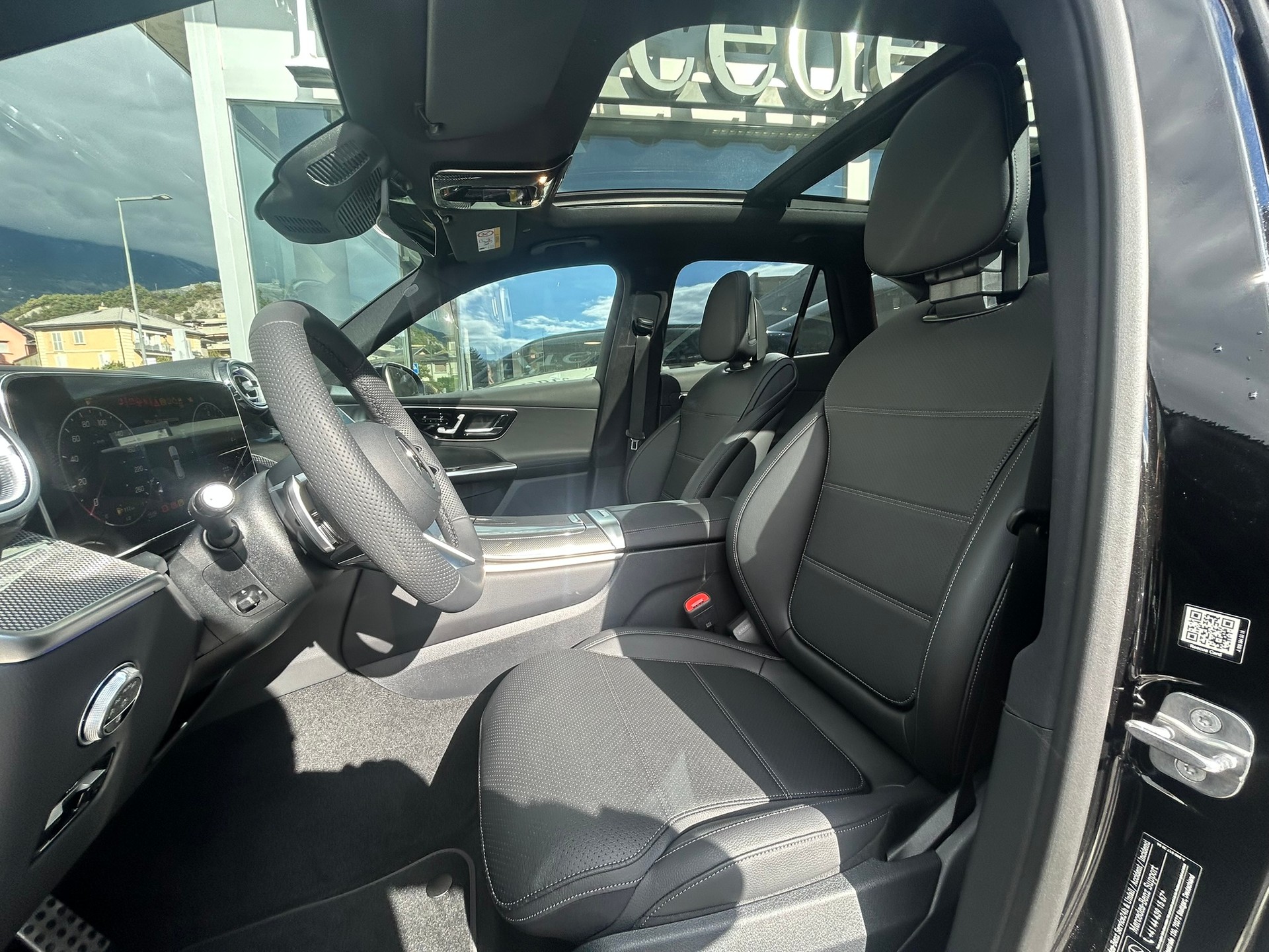 MERCEDES-BENZ GLC 300 de 4Matic EQ Star AMG Line-image-6