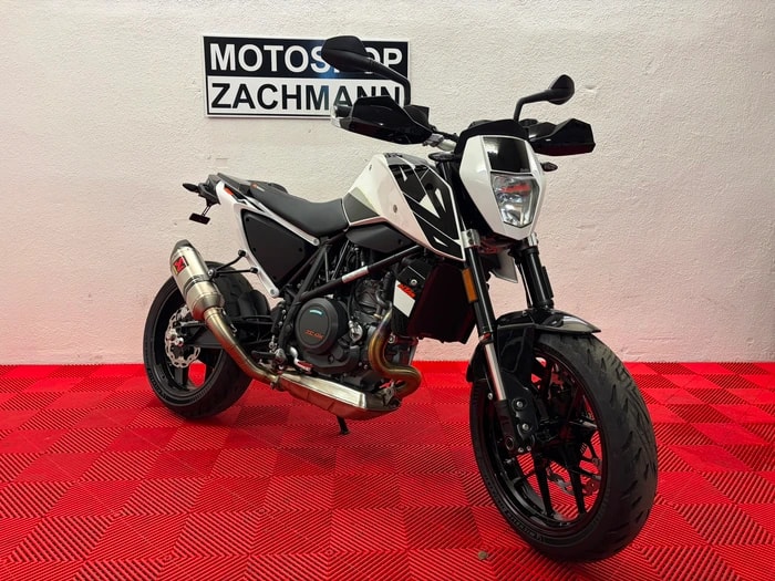 KTM 690 Duke ABS (35kW)-showroom-element-1