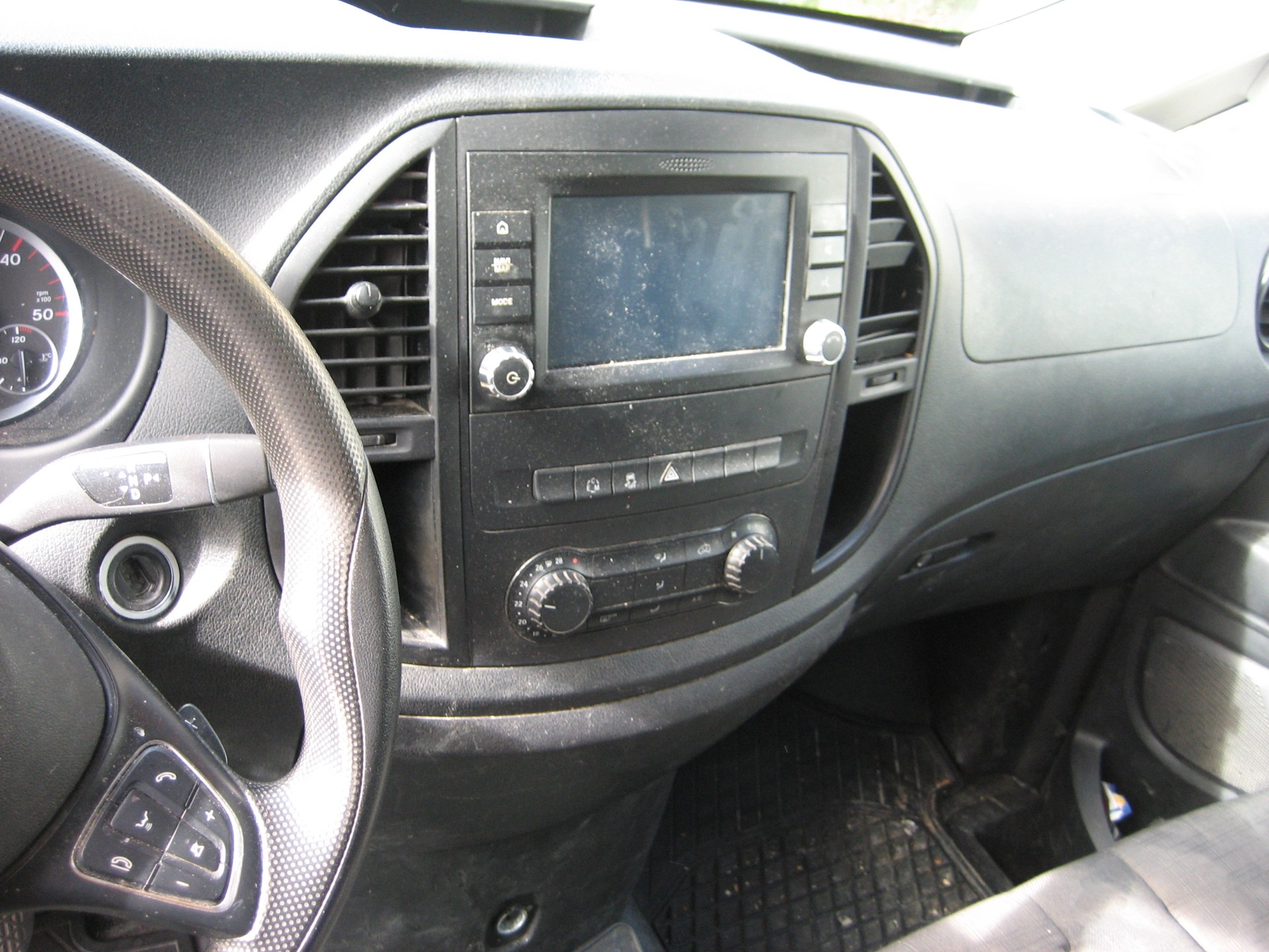 MERCEDES-BENZ Vito 114 BlueTEC L 7G-Tronic Euro 6-image-5