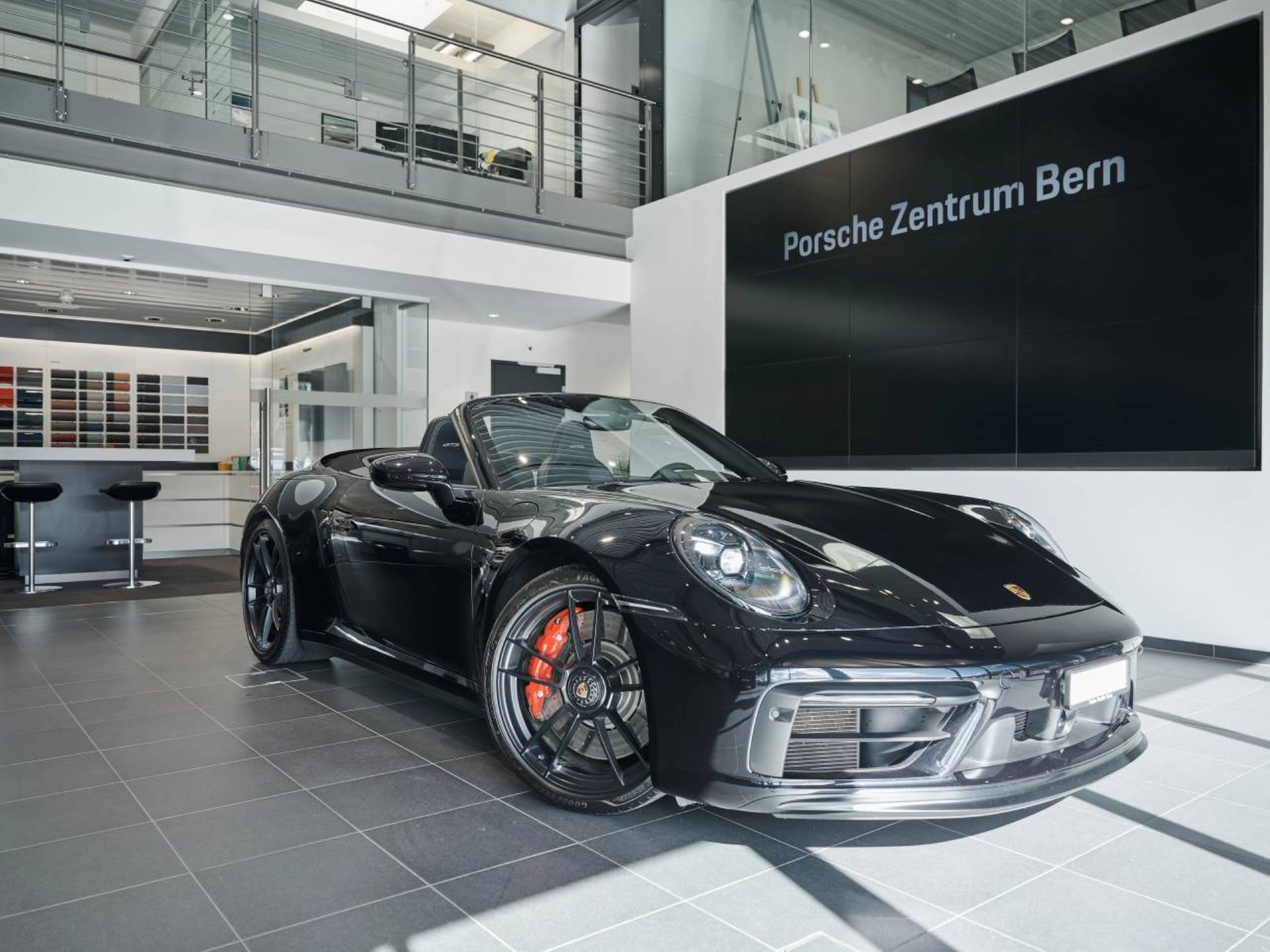 PORSCHE 911 Carrera 4 GTS Cabriolet