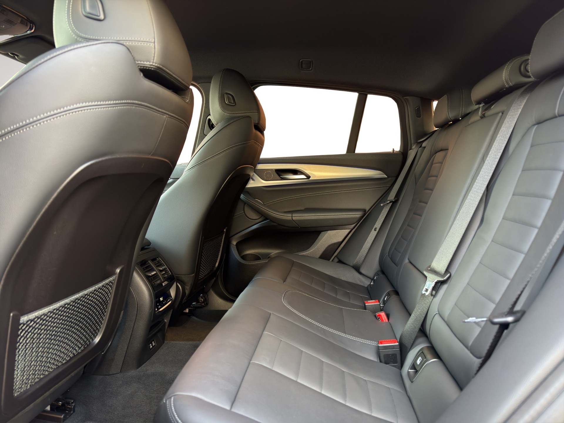 BMW X4 xDrive M40d Steptronic-image-14
