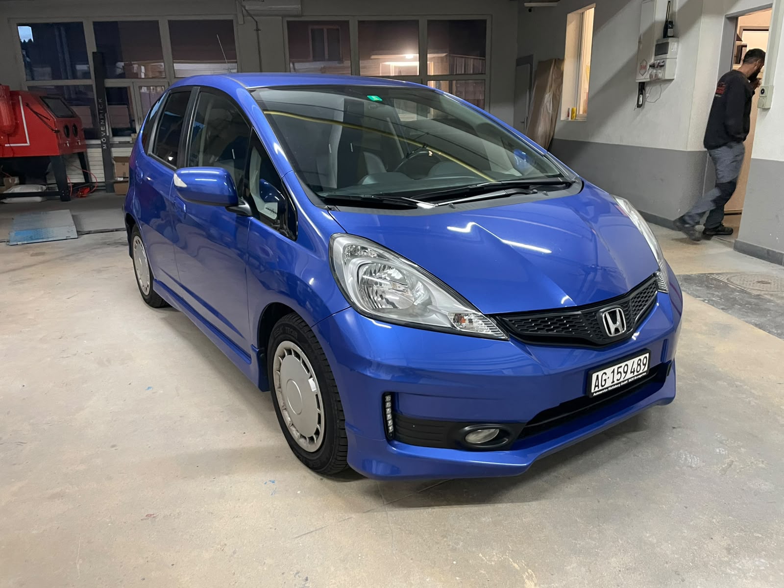 Car photo