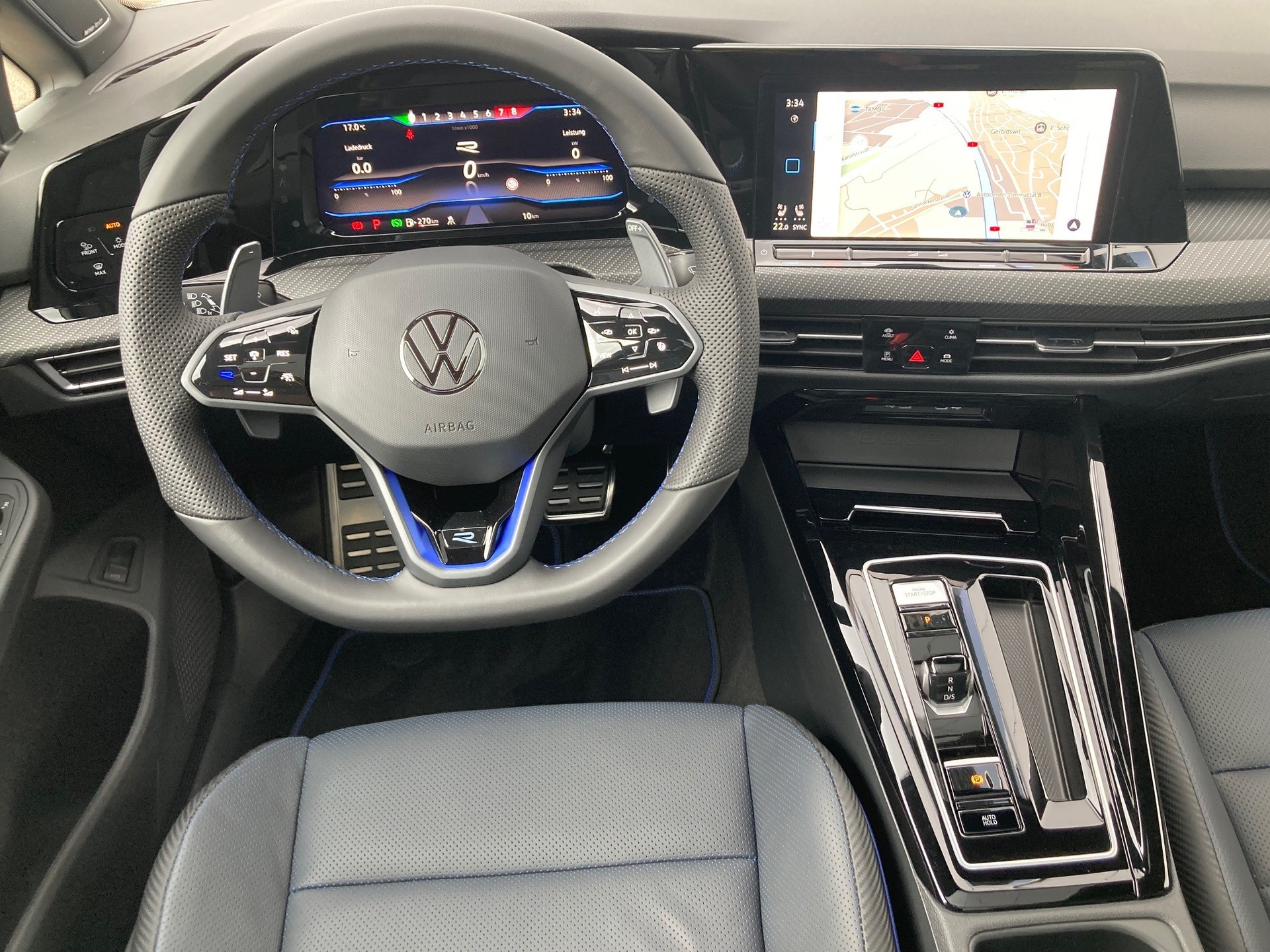 VW Golf Variant 2.0 TSI R DSG 4Motion-image-8