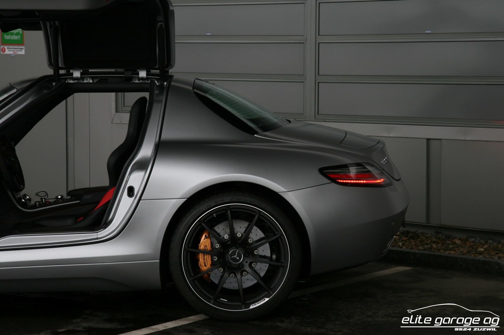 MERCEDES-BENZ SLS 63 AMG GT Speedshift SAMMLERFAHRZEUG-image-12