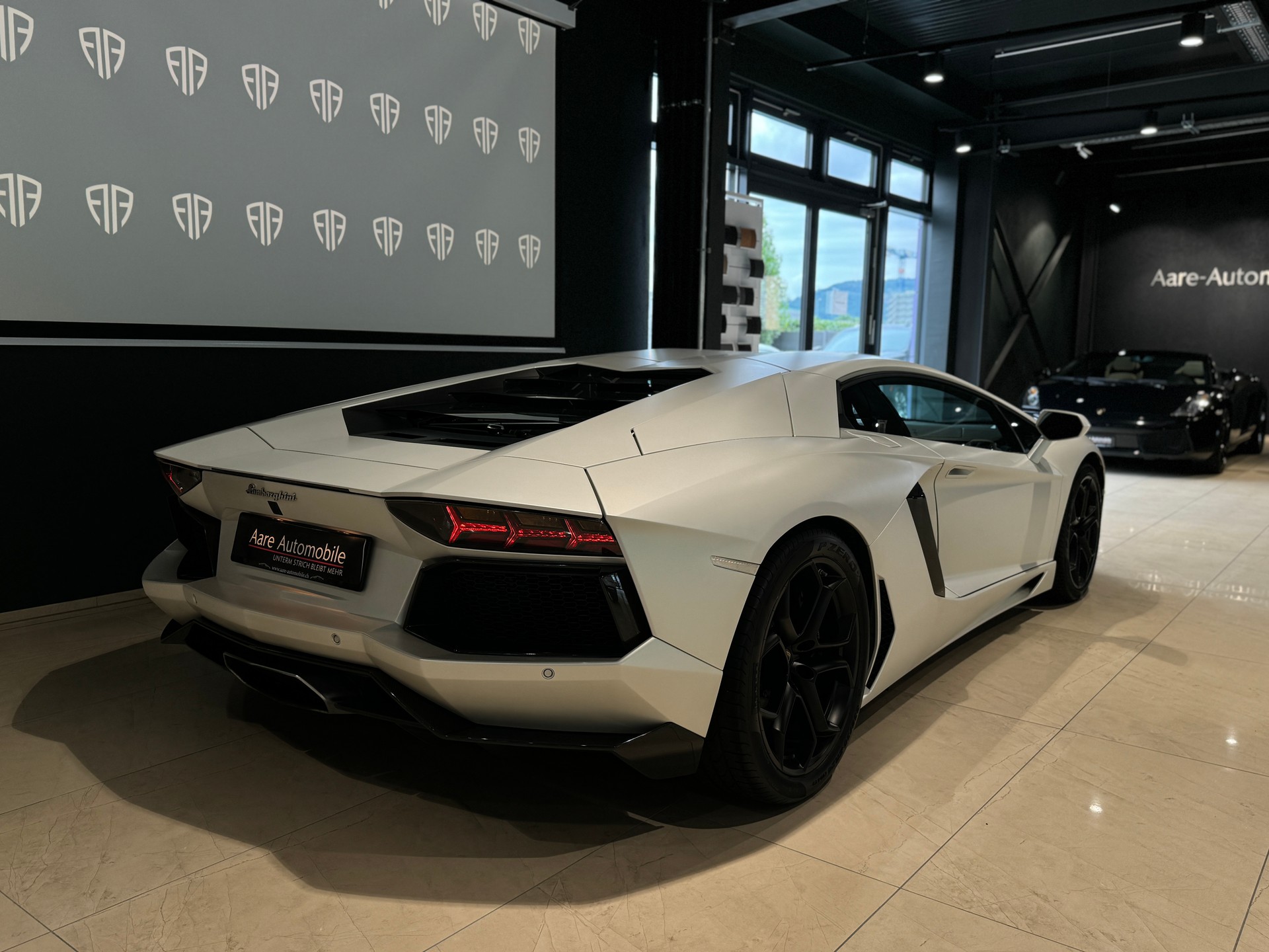 LAMBORGHINI Aventador LP700-4 Coupé E-Gear Carbon Body kit-image-6