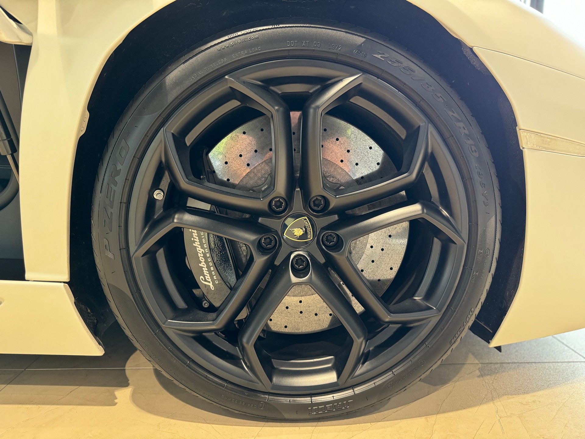 LAMBORGHINI Aventador LP700-4 Coupé E-Gear Carbon Body kit-image-23