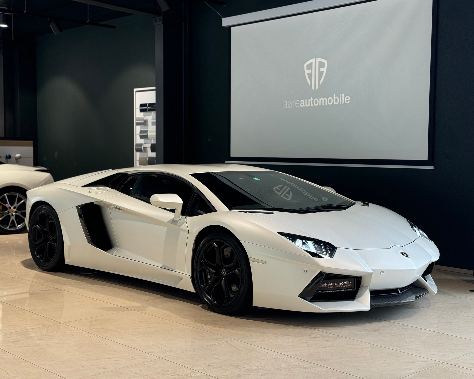 LAMBORGHINI Aventador LP700-4 Coupé E-Gear Carbon Body kit-image-1