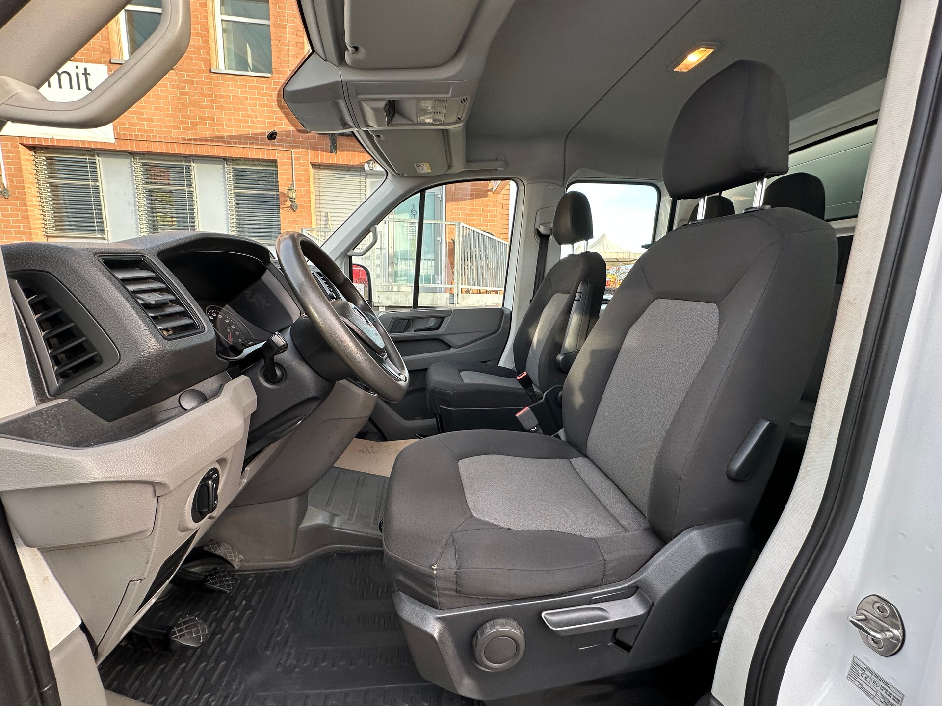VW Crafter 35 2.0 BiTDI L3-image-8
