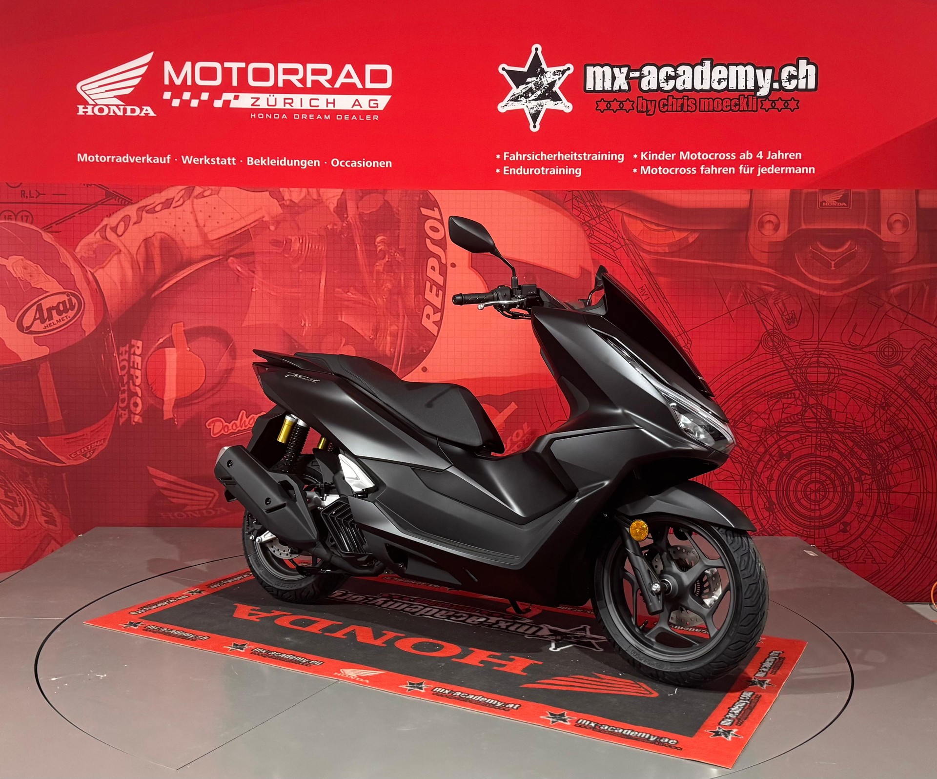 HONDA PCX 125 DX - Modell 2025 *Neufahrzeug*-showroom-element-3