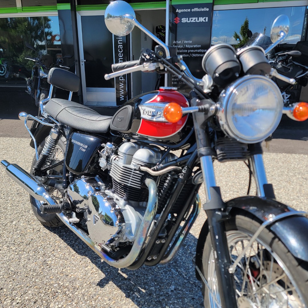 TRIUMPH Bonneville 900 T100-image-3