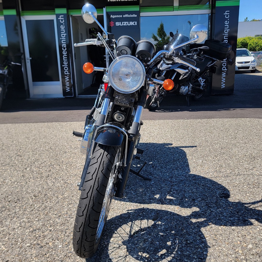 TRIUMPH Bonneville 900 T100-image-6