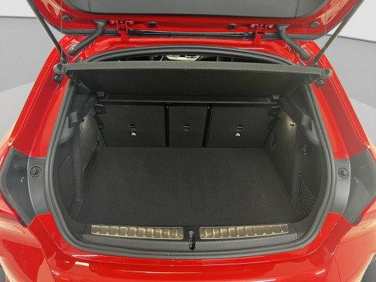 BMW M135i xDrive-image-12