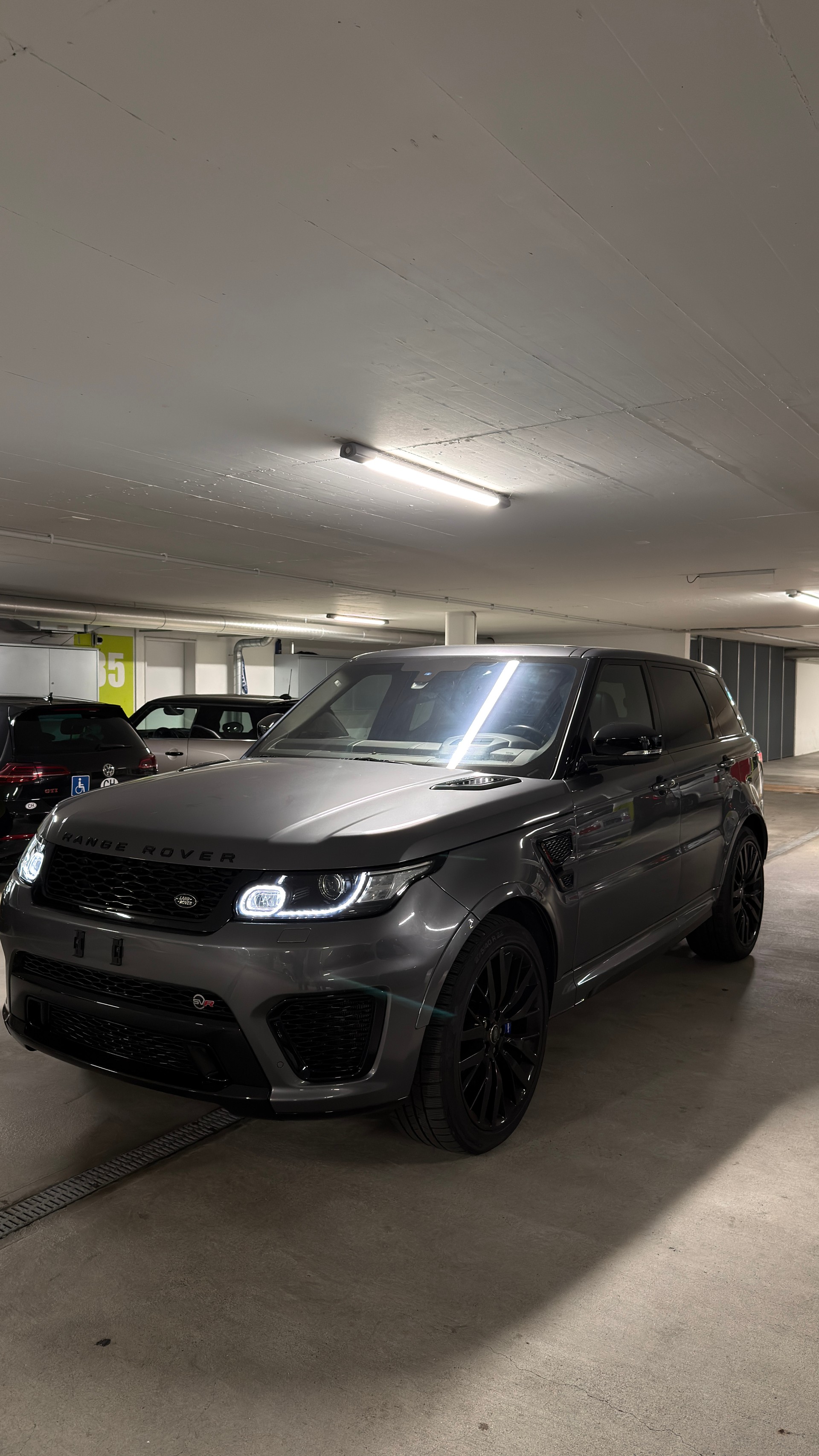 LAND ROVER Range Rover Sport 5.0 V8 SVR