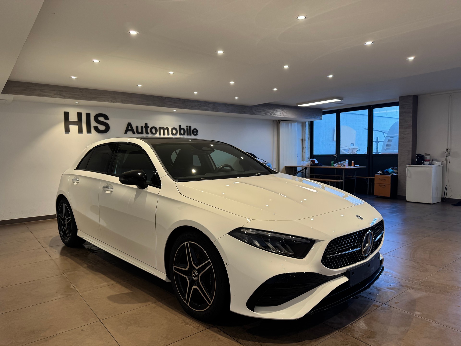 MERCEDES-BENZ A 250 AMG Line 4m-image-6