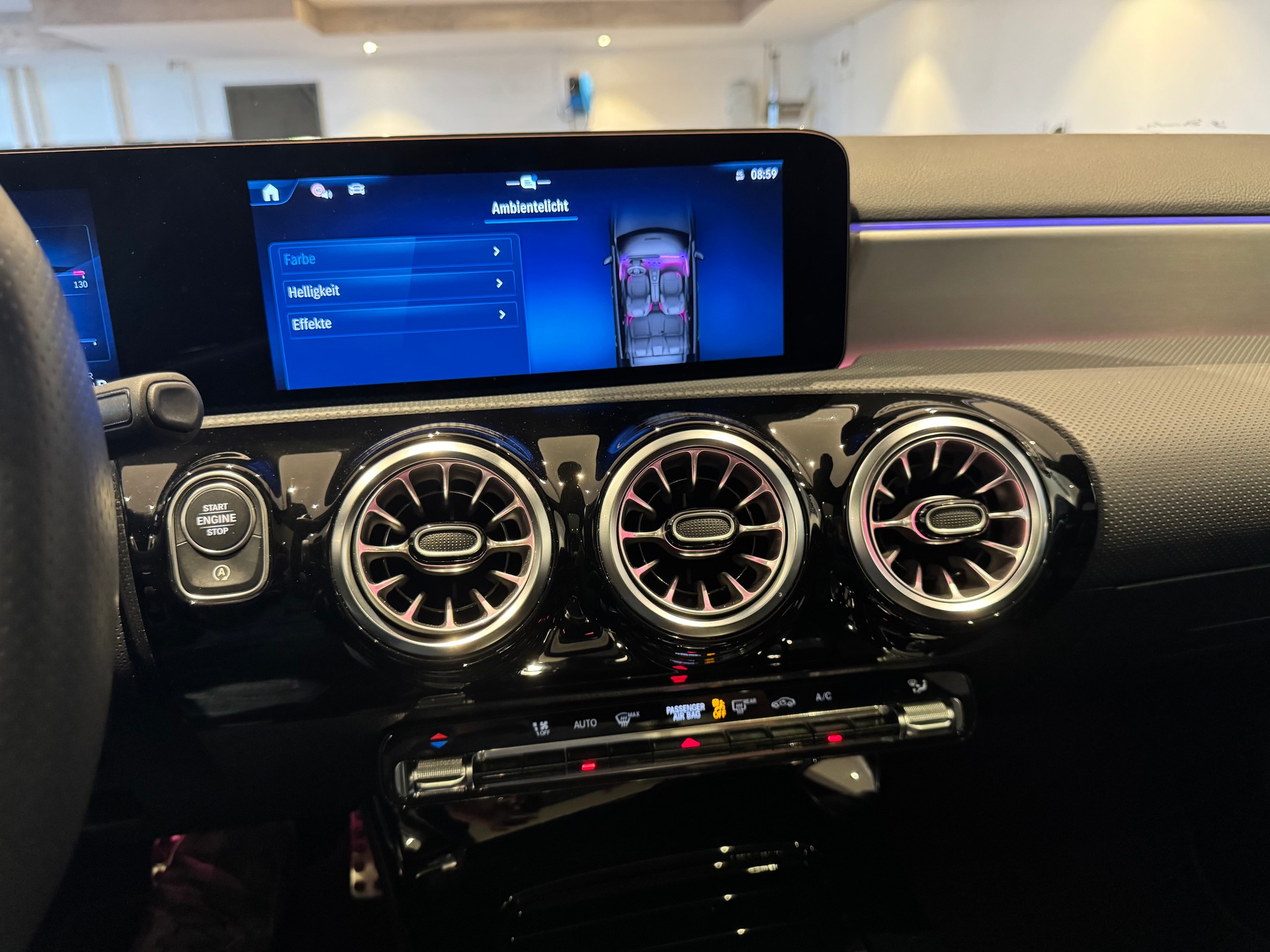 MERCEDES-BENZ A 250 AMG Line 4m-image-16