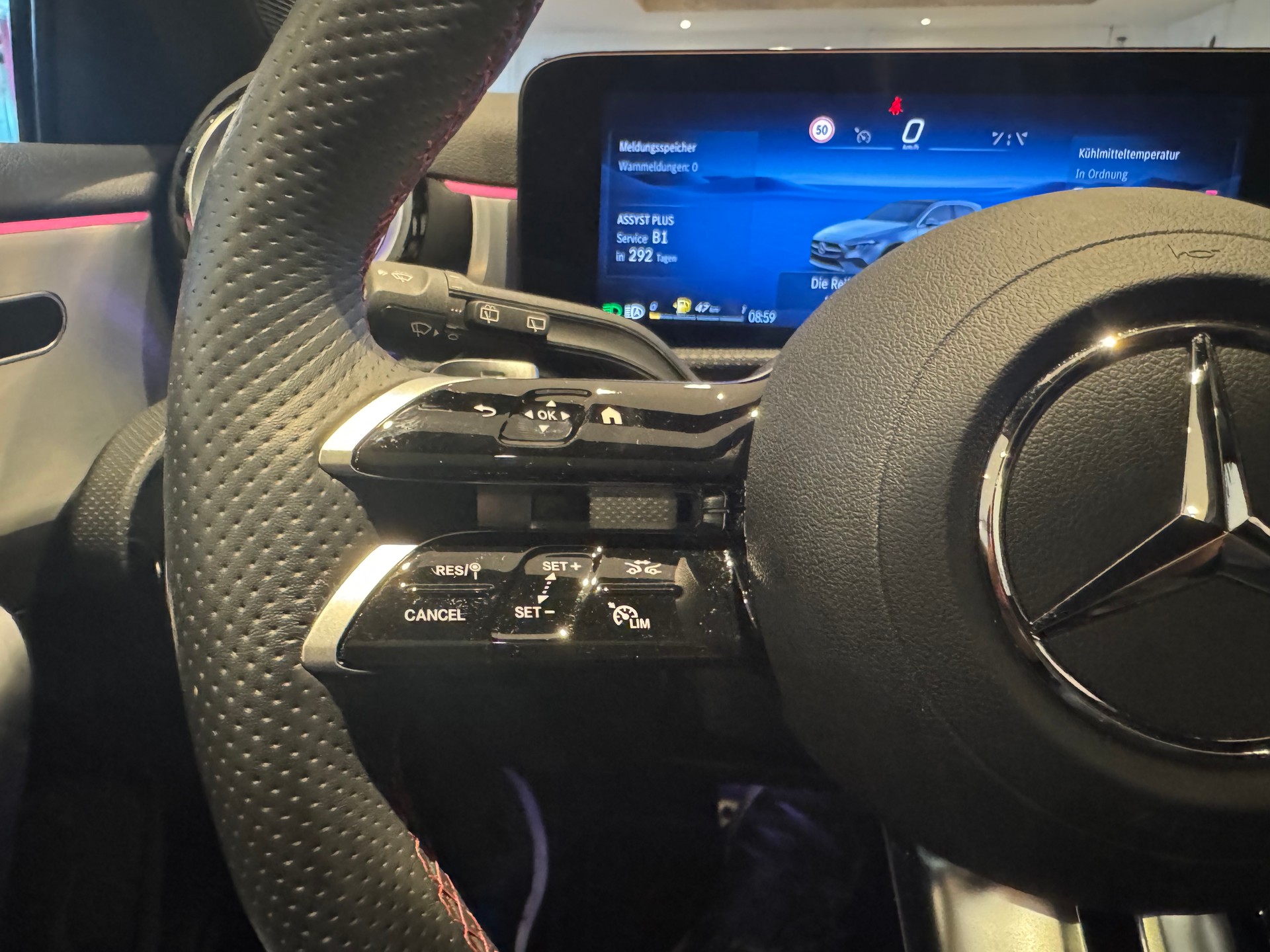 MERCEDES-BENZ A 250 AMG Line 4m-image-21