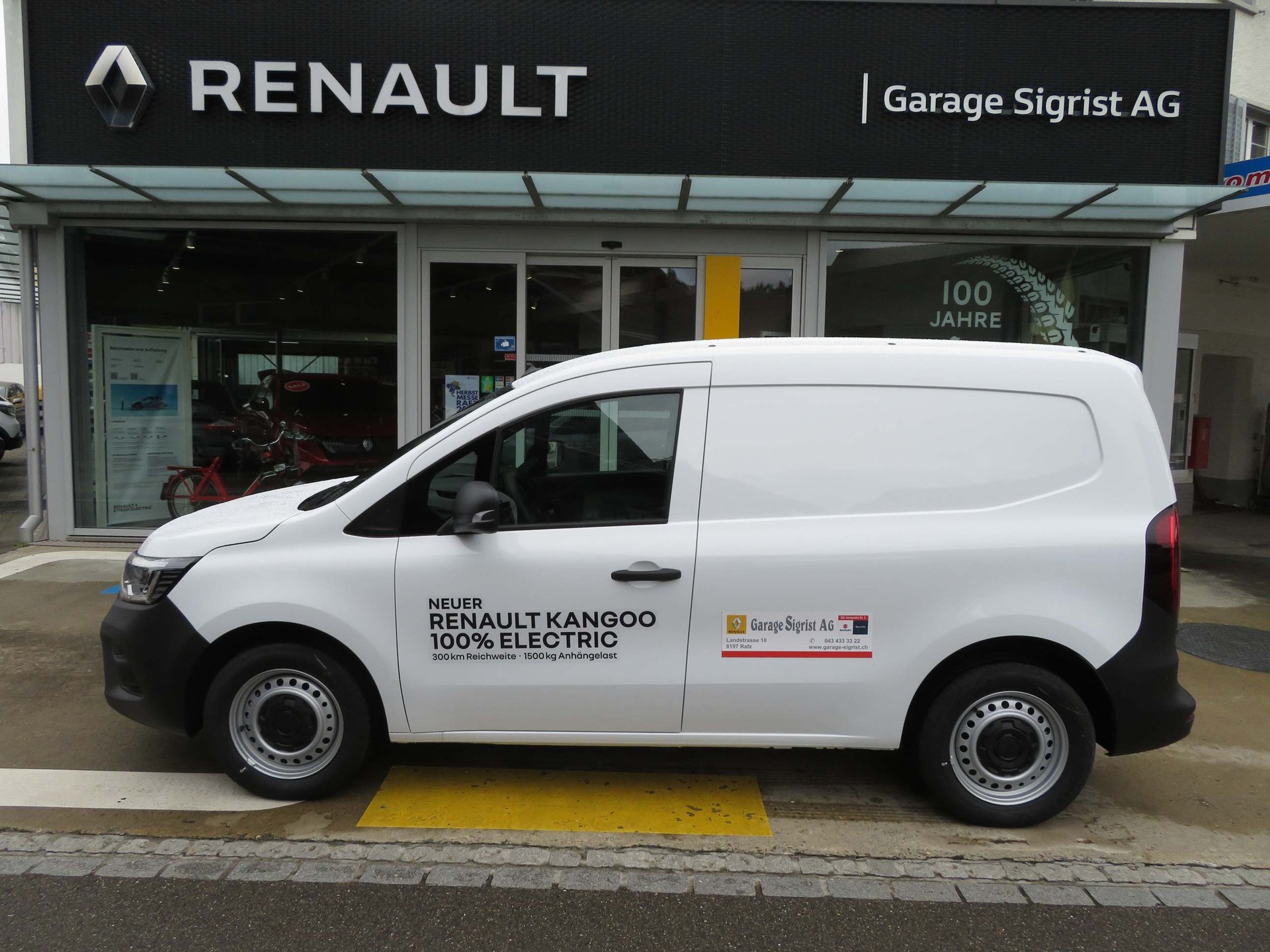 RENAULT Kangoo Van E-Tech Electric EV45 22kW Extra-image-0