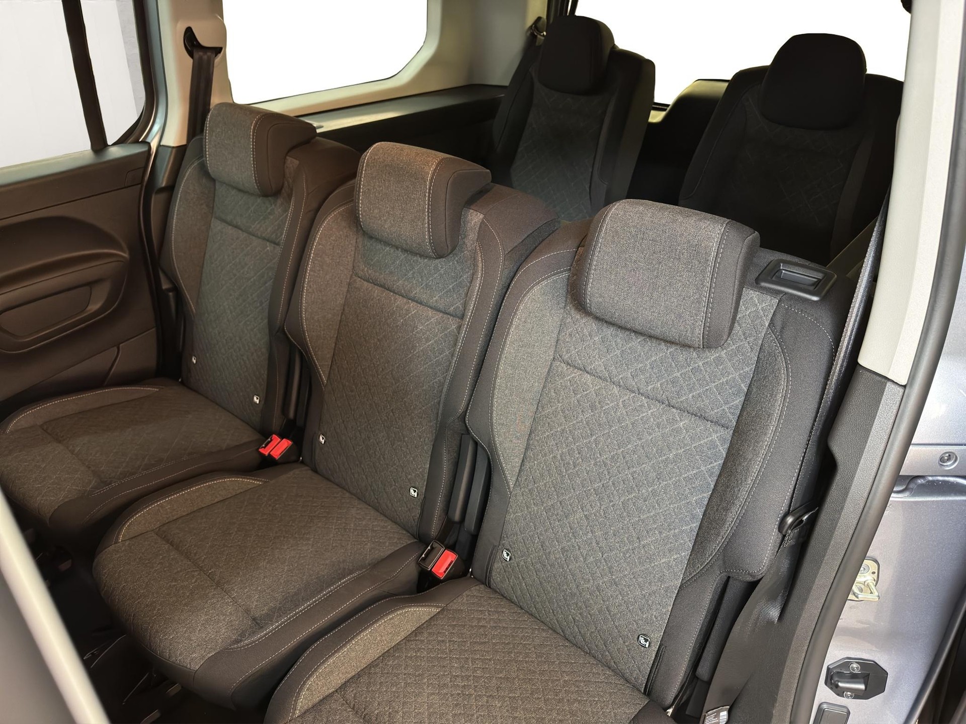 OPEL Combo XL 1.5 D GS S/S 7-Sitzer-image-8