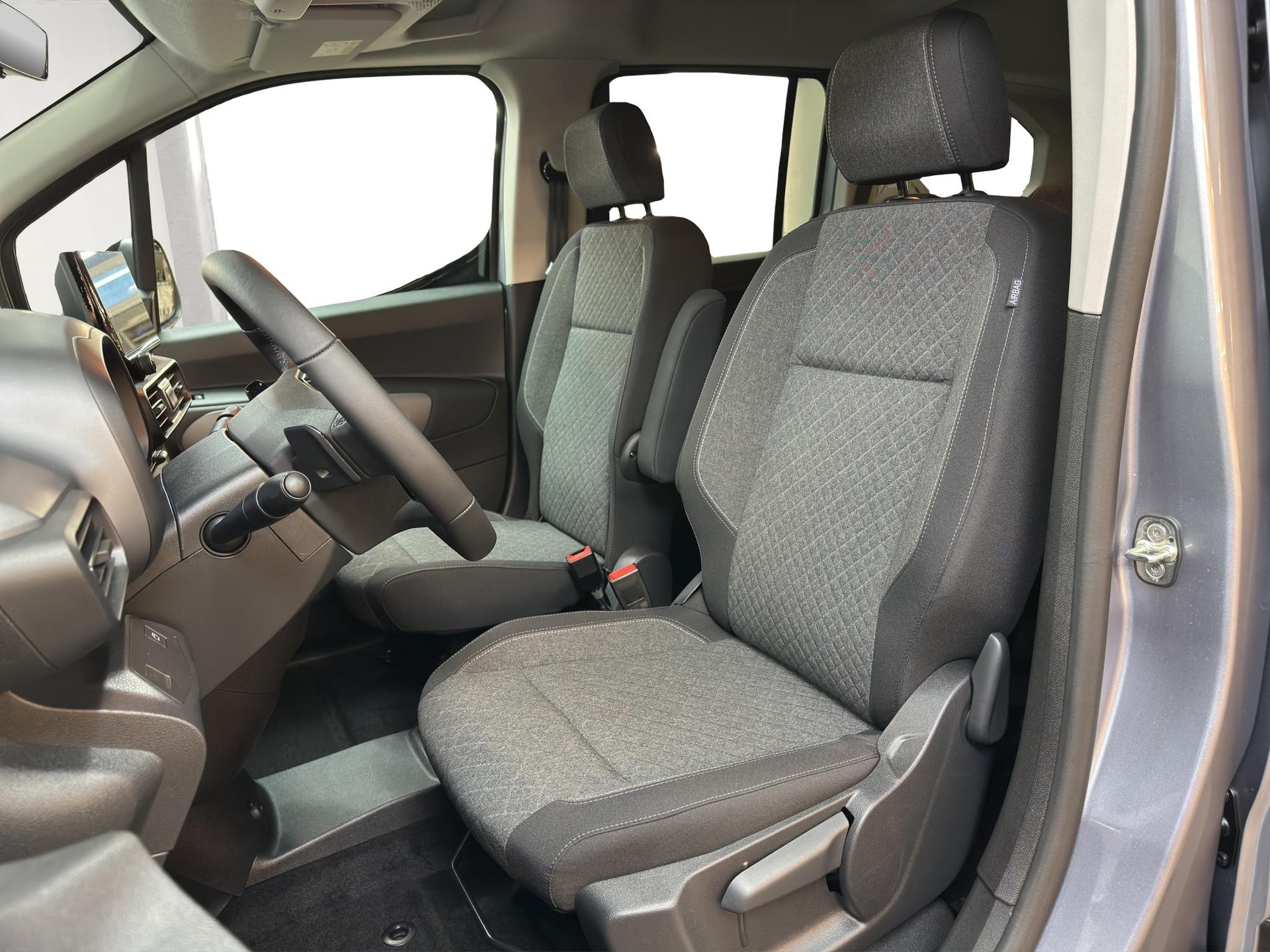 OPEL Combo XL 1.5 D GS S/S 7-Sitzer-image-7