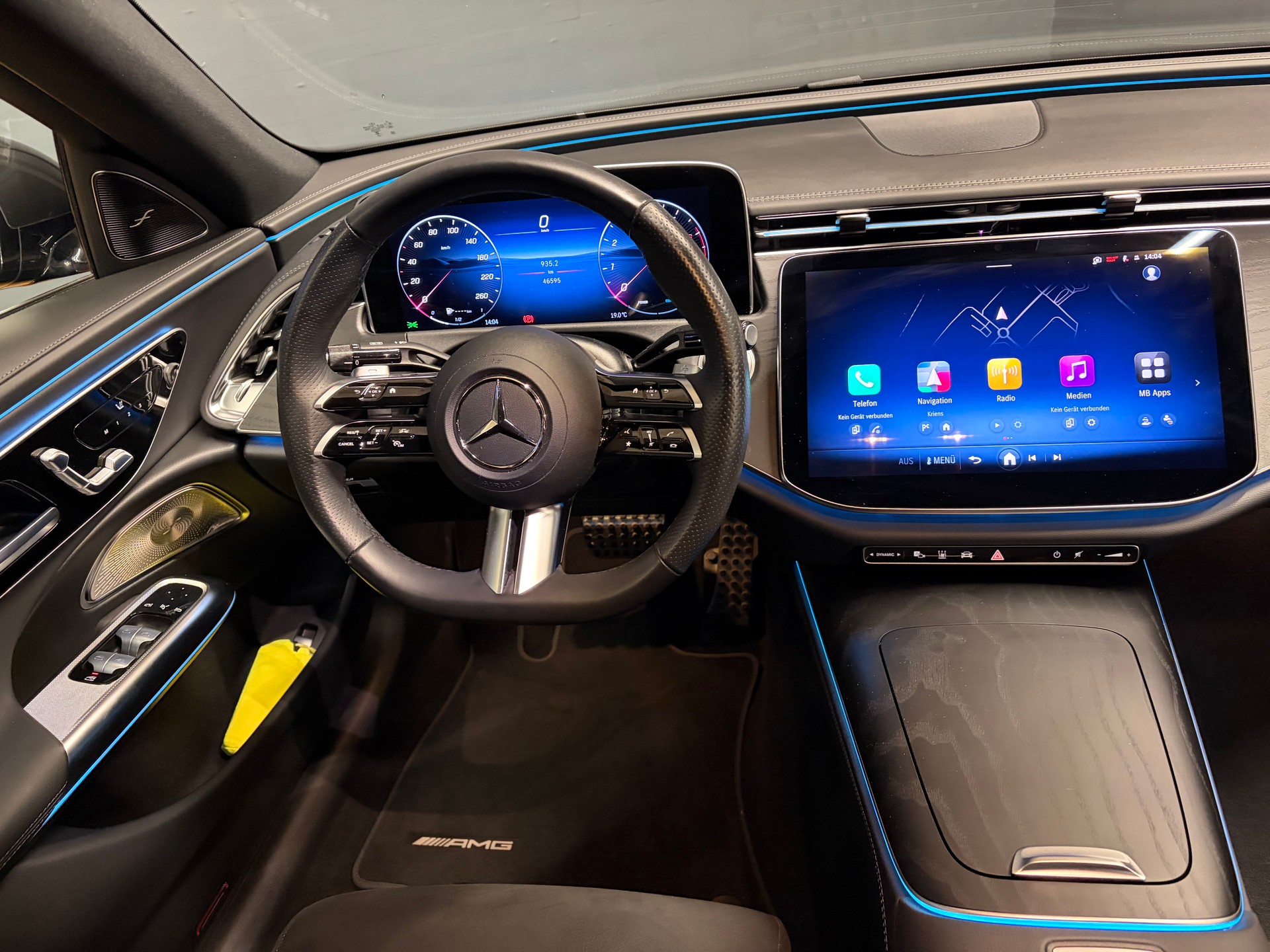 MERCEDES-BENZ E 450 4M - AMG / DISTRONIC / 360 Grad Kamera / 4D Soundsystem-image-12