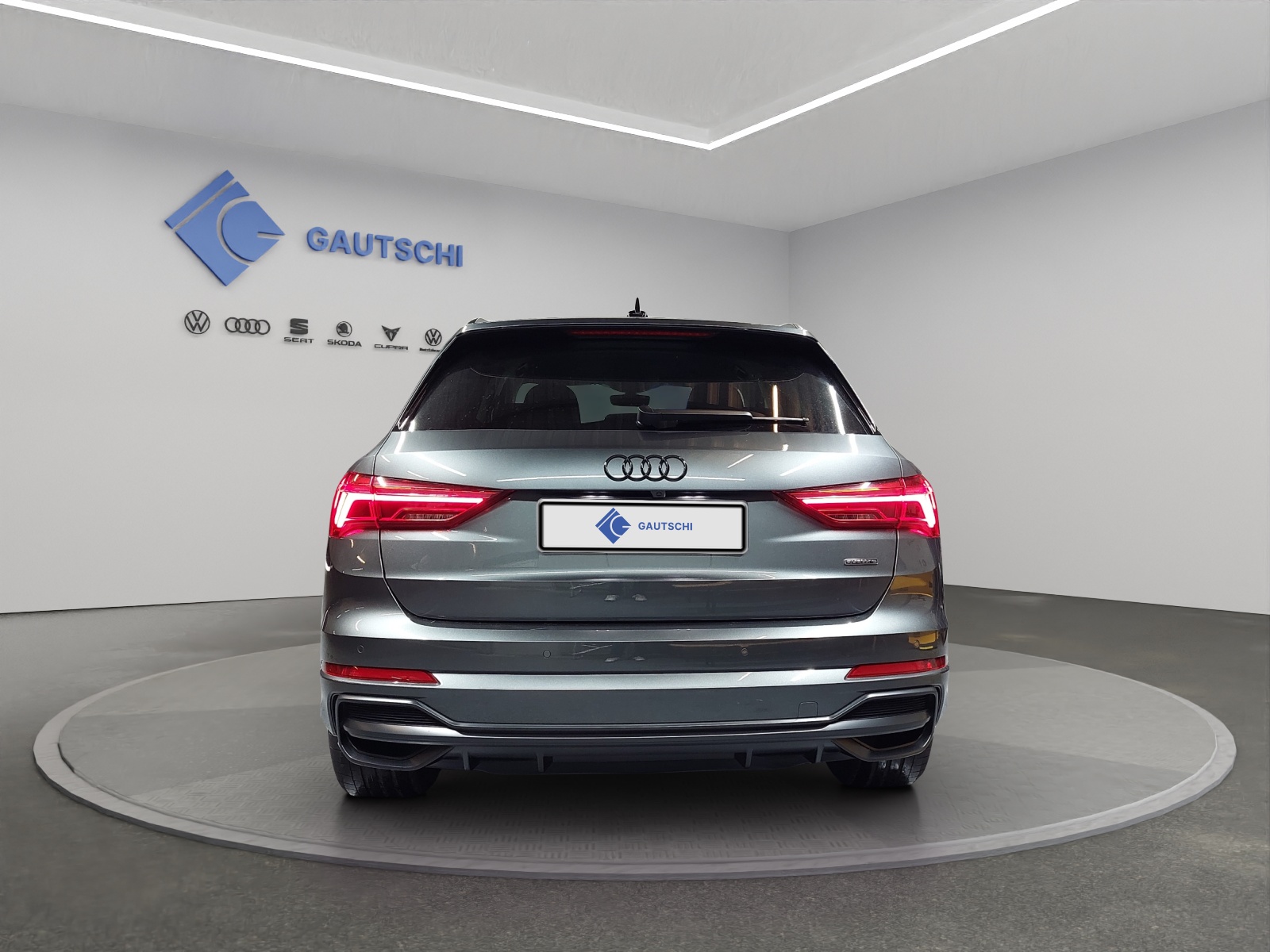 AUDI Q3 35 TDI S line quattro S-tronic-image-3