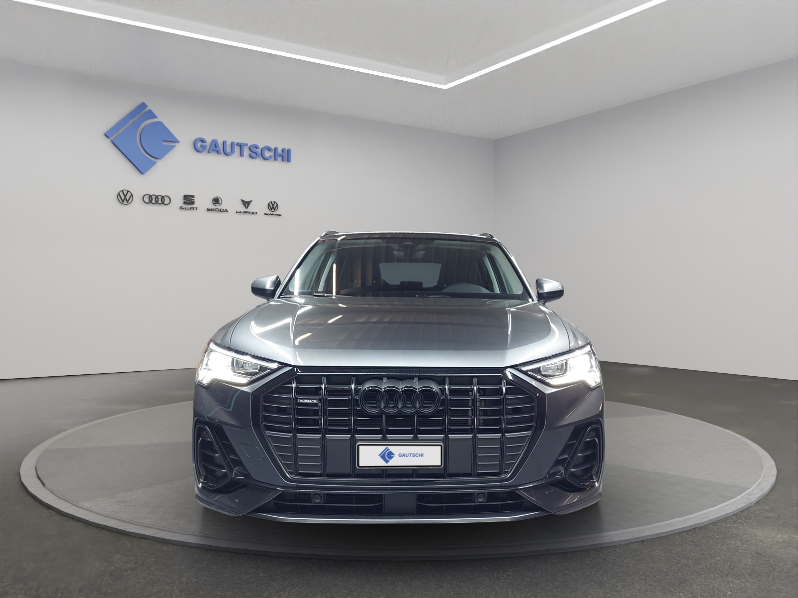 AUDI Q3 35 TDI S line quattro S-tronic-image-4
