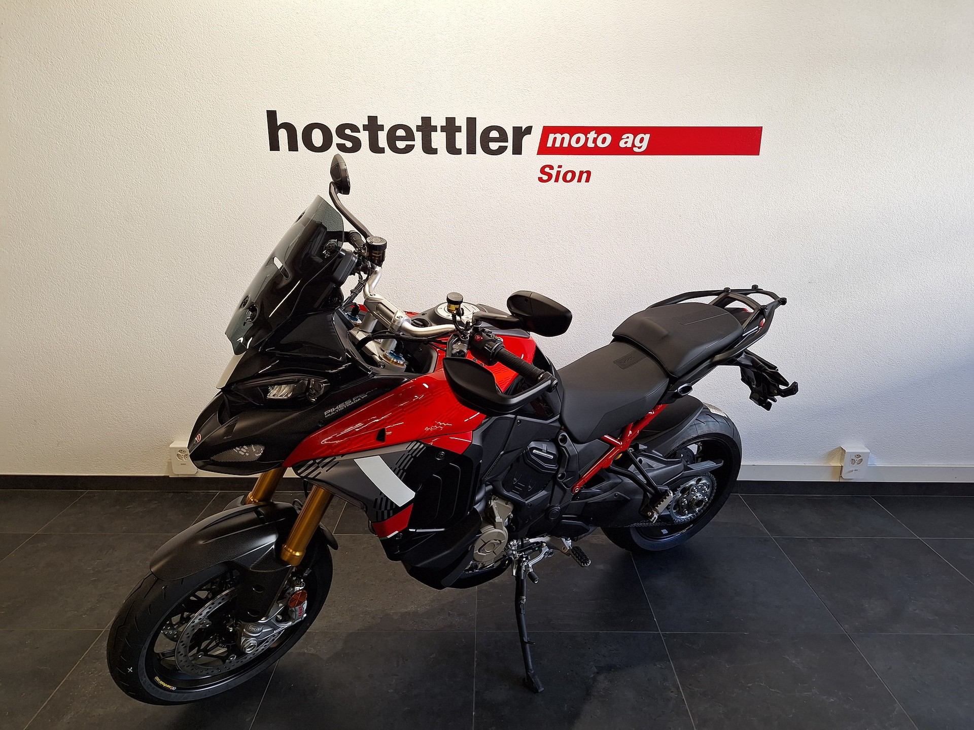 DUCATI Multistrada V4 Pikes Peak-showroom-element-3
