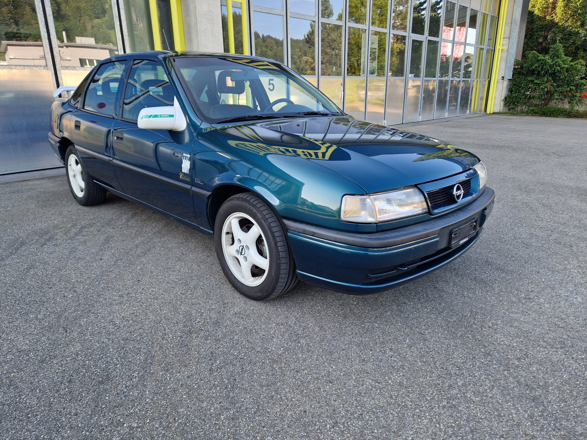 OPEL Vectra 2.0i 16V GL