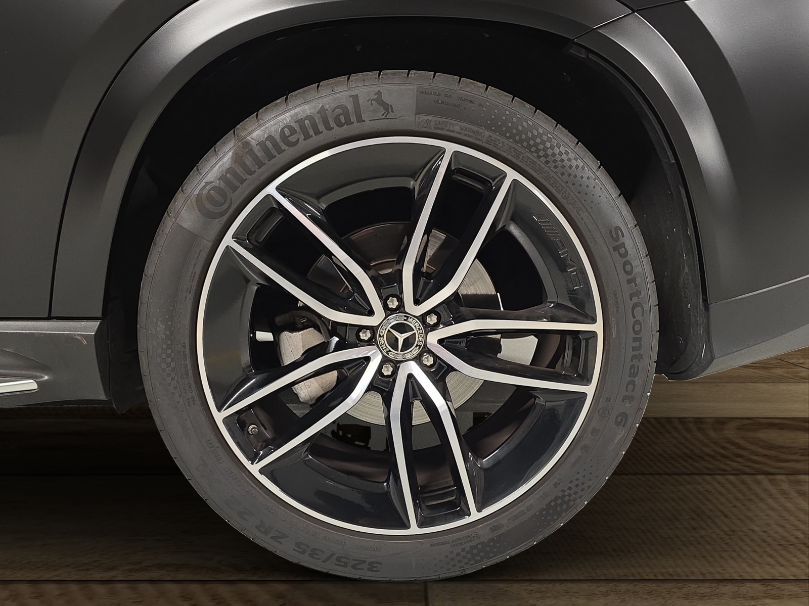MERCEDES-BENZ GLE Coupé 400 d 4Matic AMG Line 9G-Tronic CH Fahrzeug-image-28
