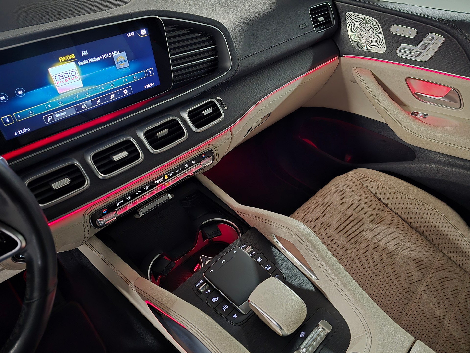 MERCEDES-BENZ GLE Coupé 400 d 4Matic AMG Line 9G-Tronic CH Fahrzeug-image-13