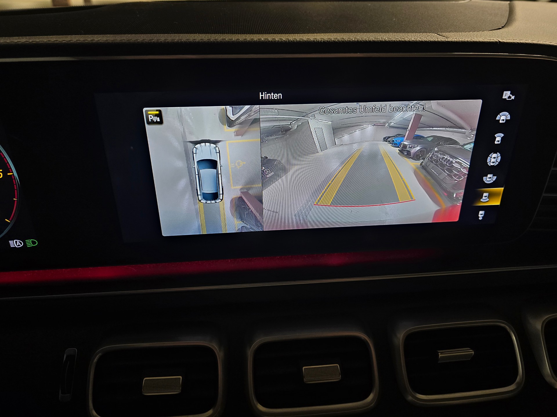 MERCEDES-BENZ GLE Coupé 400 d 4Matic AMG Line 9G-Tronic CH Fahrzeug-image-16