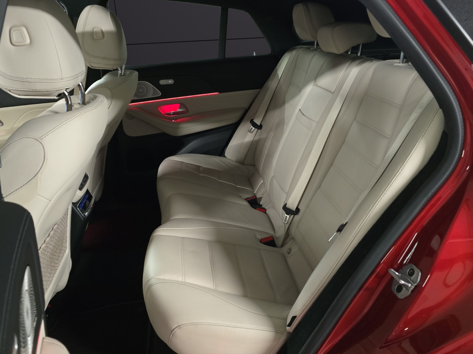 MERCEDES-BENZ GLE Coupé 400 d 4Matic AMG Line 9G-Tronic CH Fahrzeug-image-23
