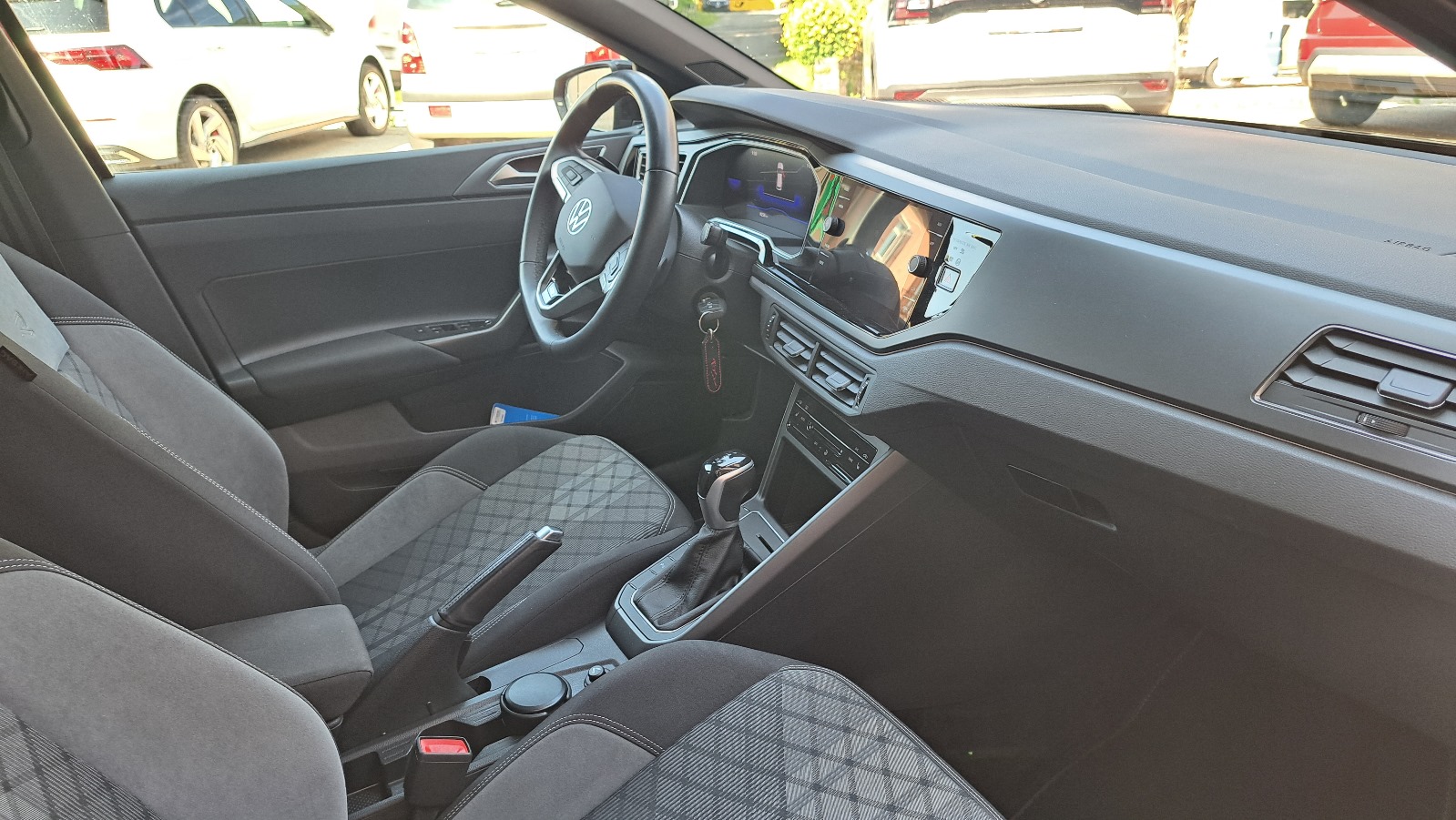 VW Polo 1.0 TSI R-Line DSG-image-14
