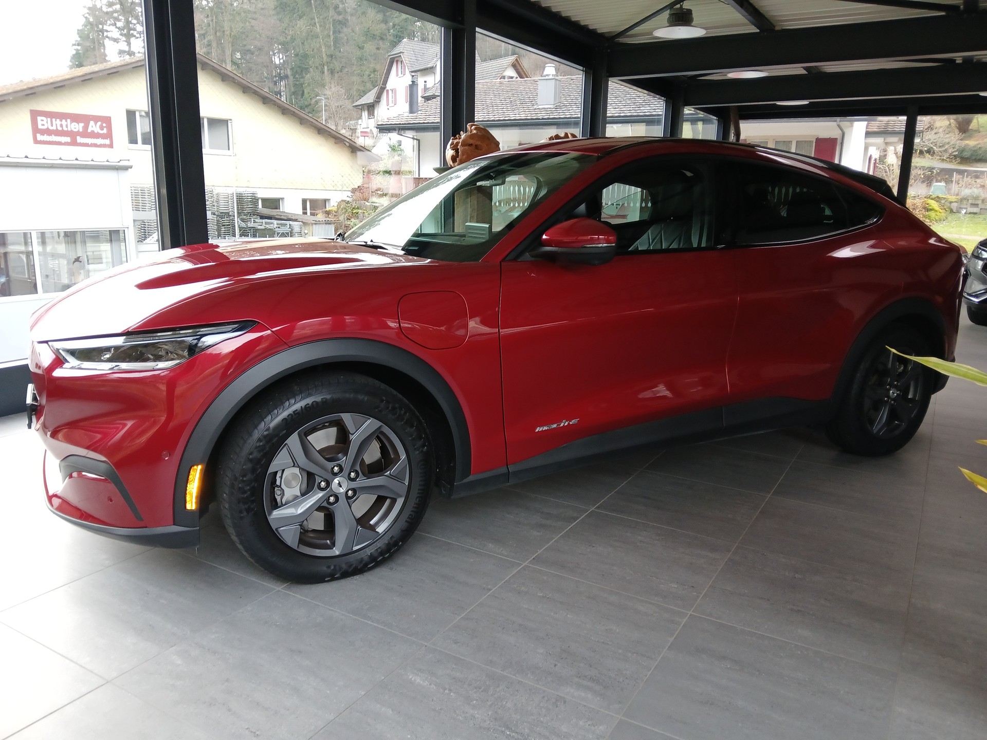 FORD Mustang MACH-E RWD 72.6 kWh-image-1