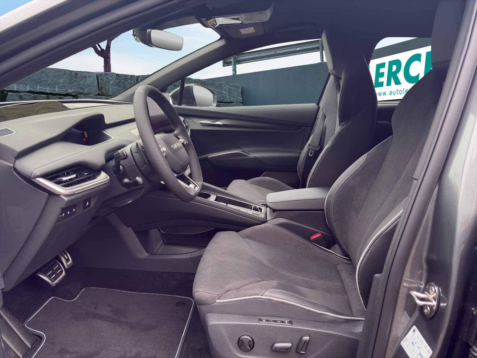 SKODA Elroq 85x Sportline 4x4-image-6