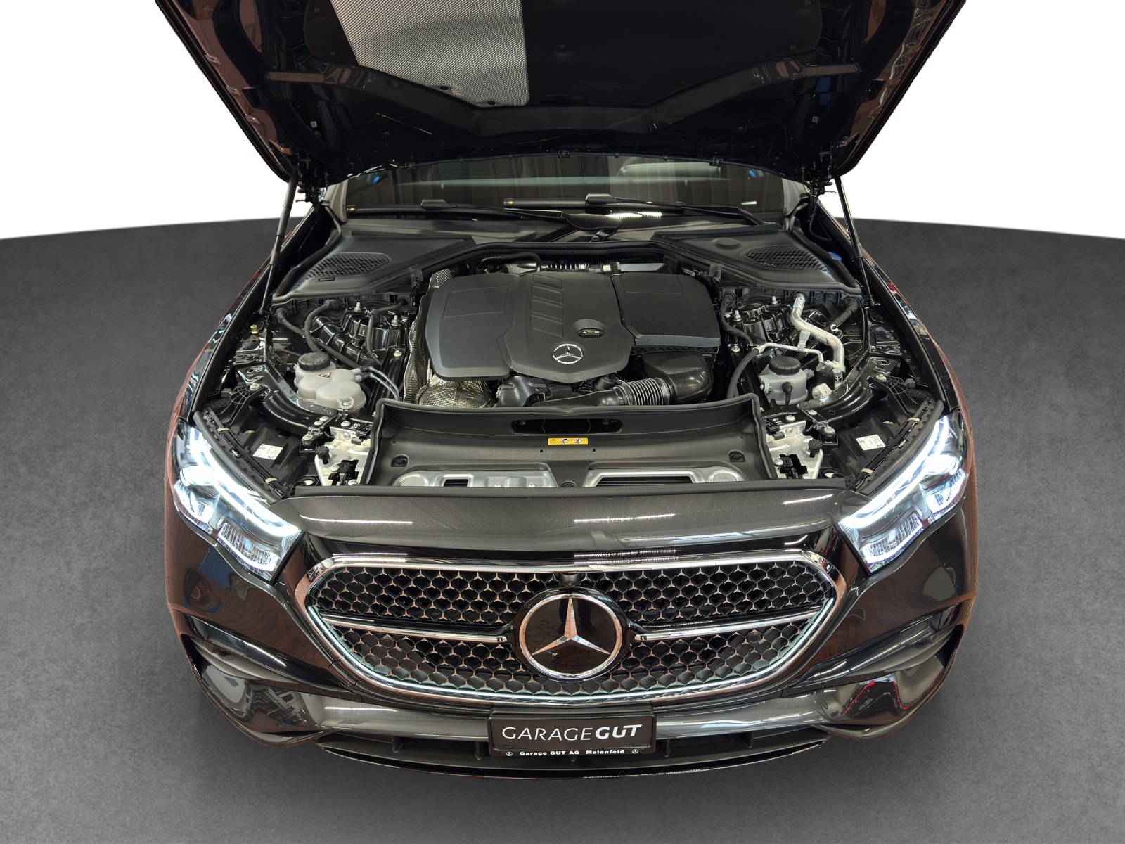 MERCEDES-BENZ E 220 d T 4M 9G-Tronic-image-20
