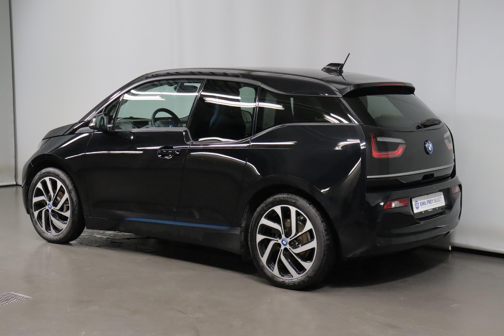 BMW i3 120 Ah-image-10