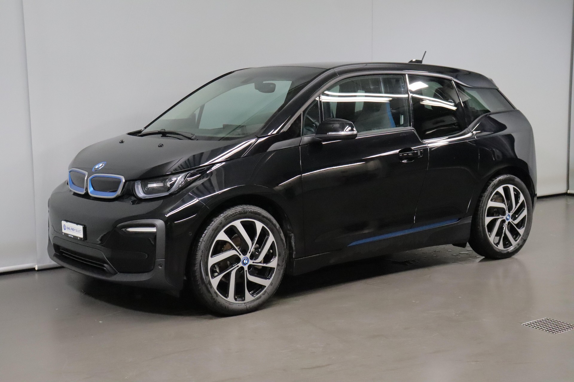 BMW i3 120 Ah-image-2