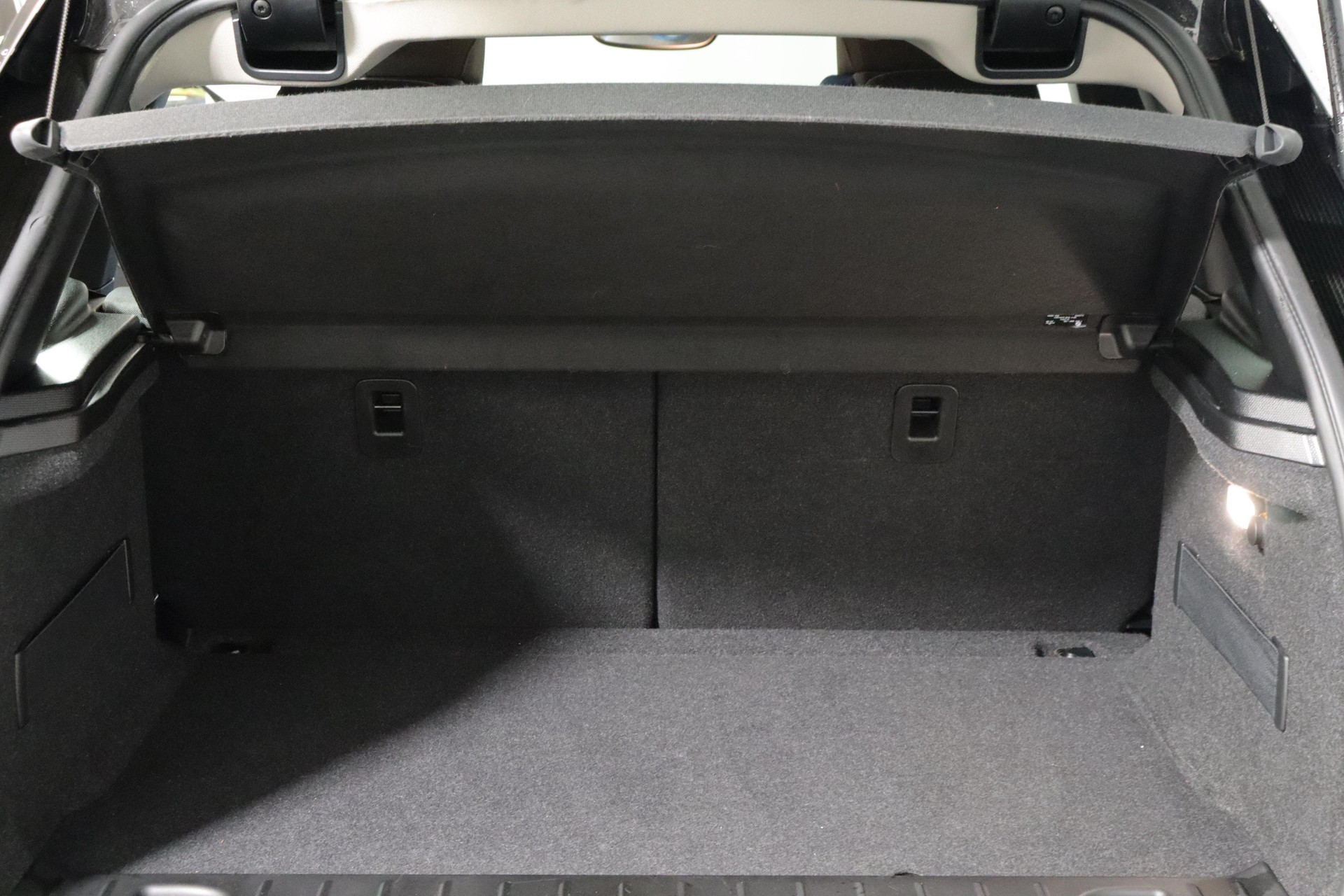 BMW i3 120 Ah-image-12
