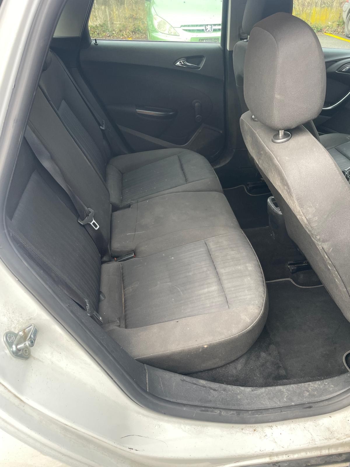 OPEL Astra SportsTourer 1.7 CDTi Enjoy-image-3