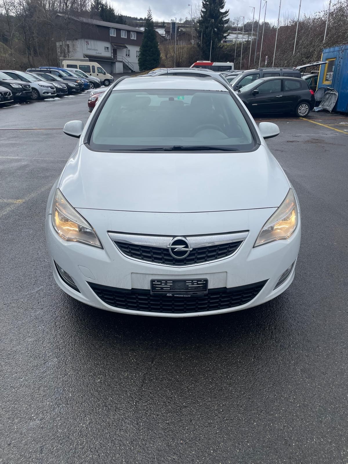 OPEL Astra SportsTourer 1.7 CDTi Enjoy-image-1