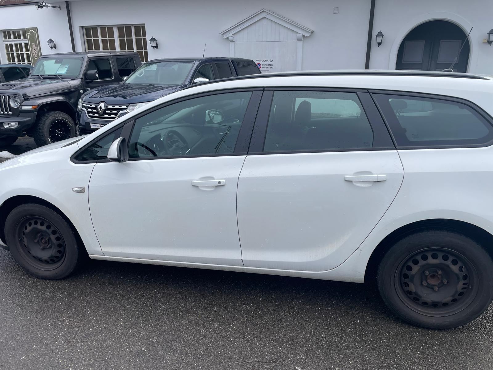 OPEL Astra SportsTourer 1.7 CDTi Enjoy-image-6
