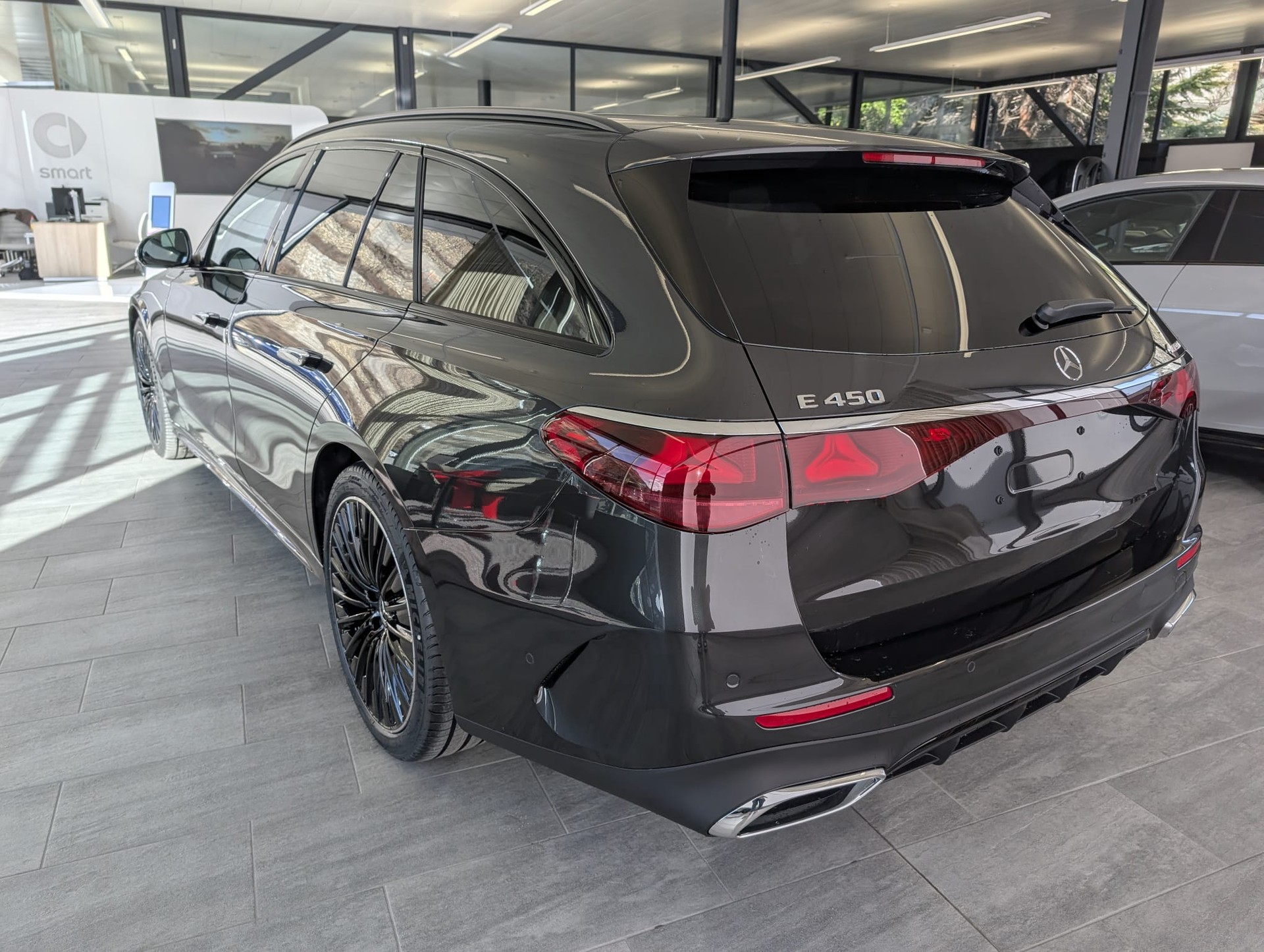 MERCEDES-BENZ E 450 9G-Tronic 4Matic-image-2