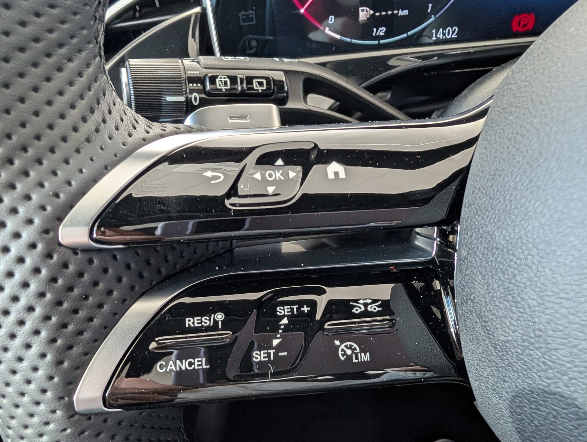 MERCEDES-BENZ E 450 9G-Tronic 4Matic-image-10