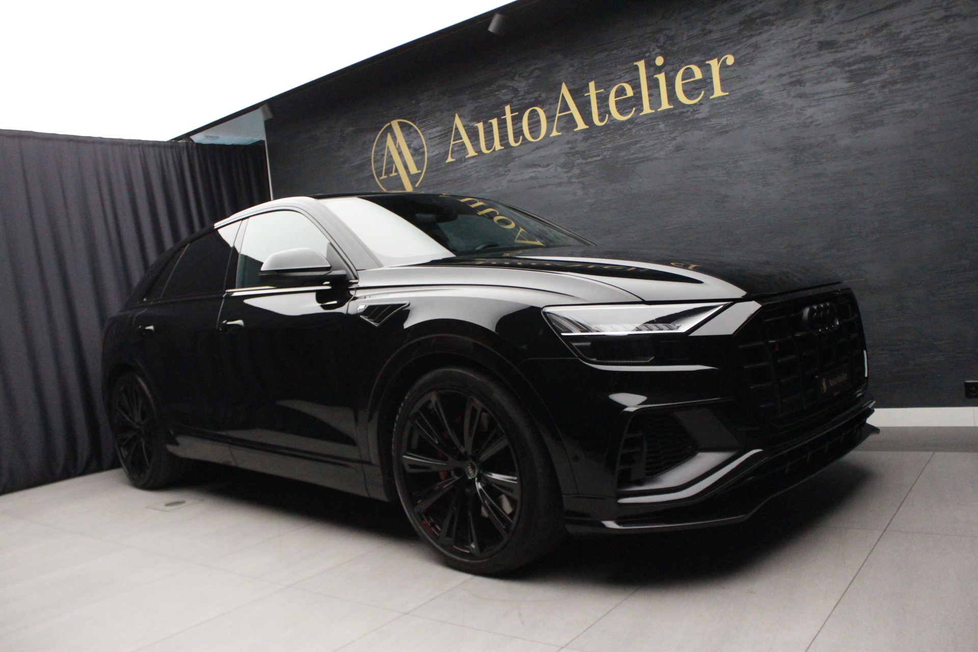 AUDI SQ8 TFSI quattro tiptronic-image-1