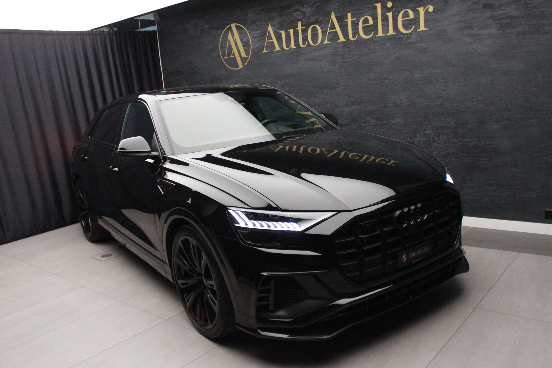 AUDI SQ8 TFSI quattro tiptronic-image-3