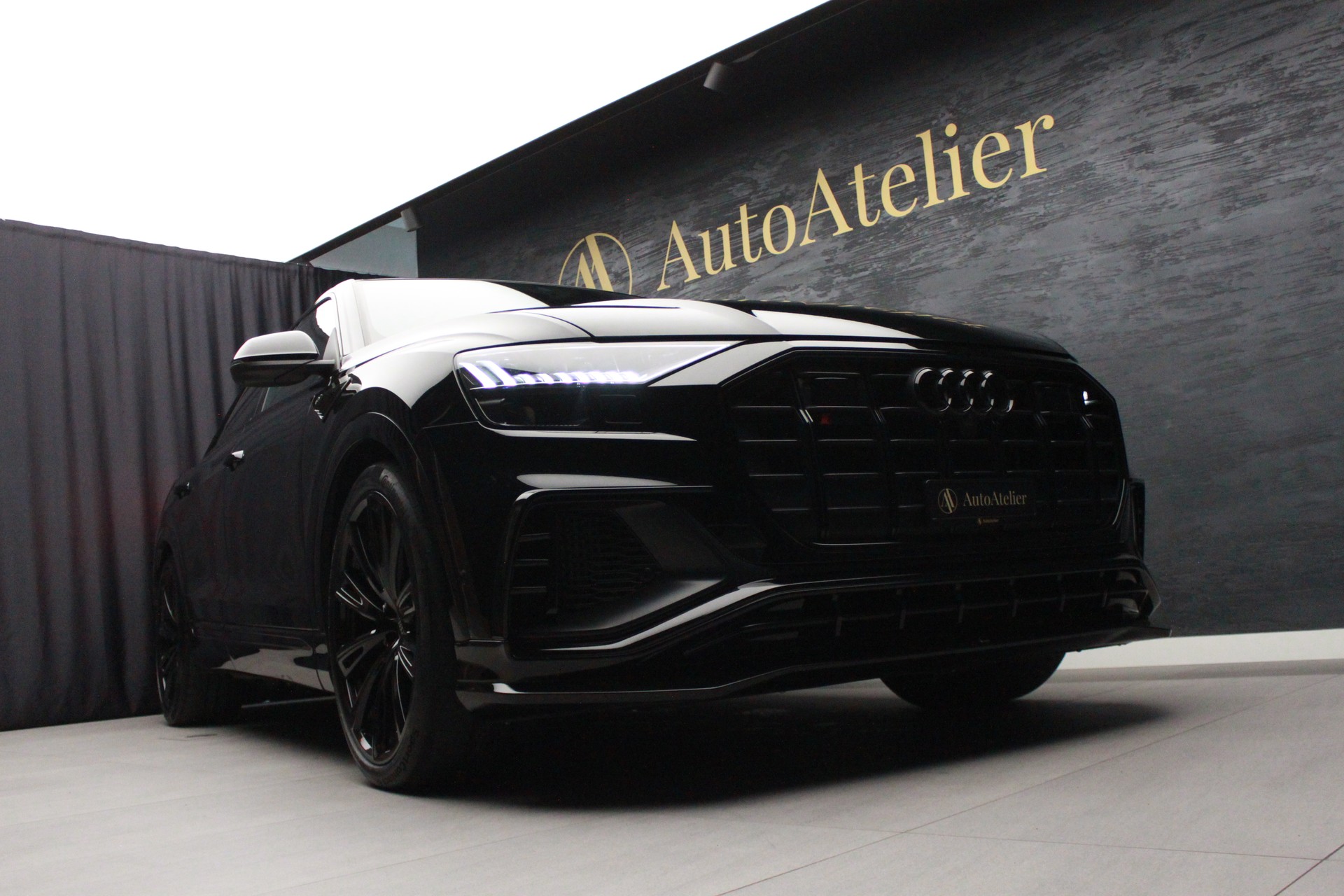 AUDI SQ8 TFSI quattro tiptronic-image-4