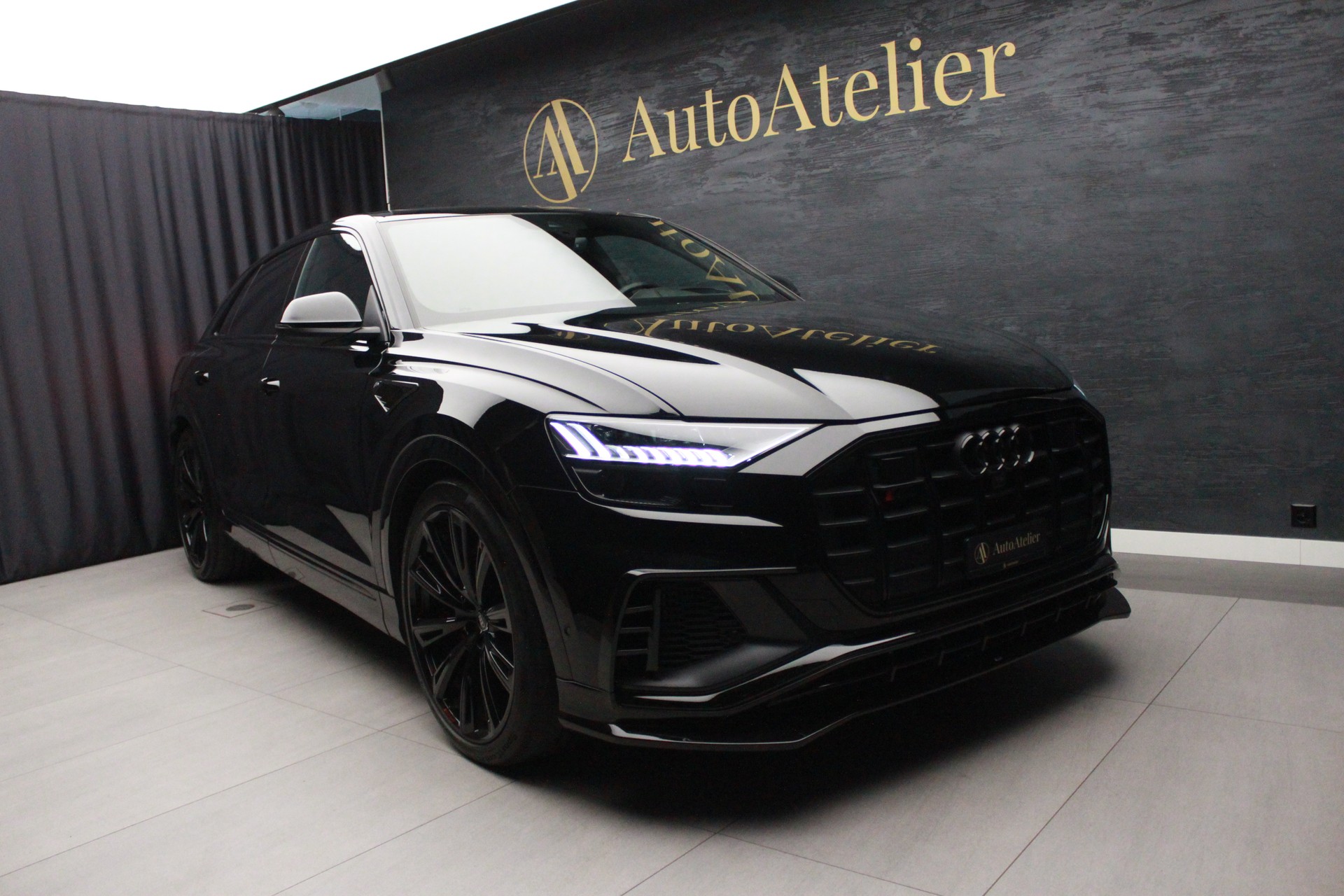 AUDI SQ8 TFSI quattro tiptronic-image-2