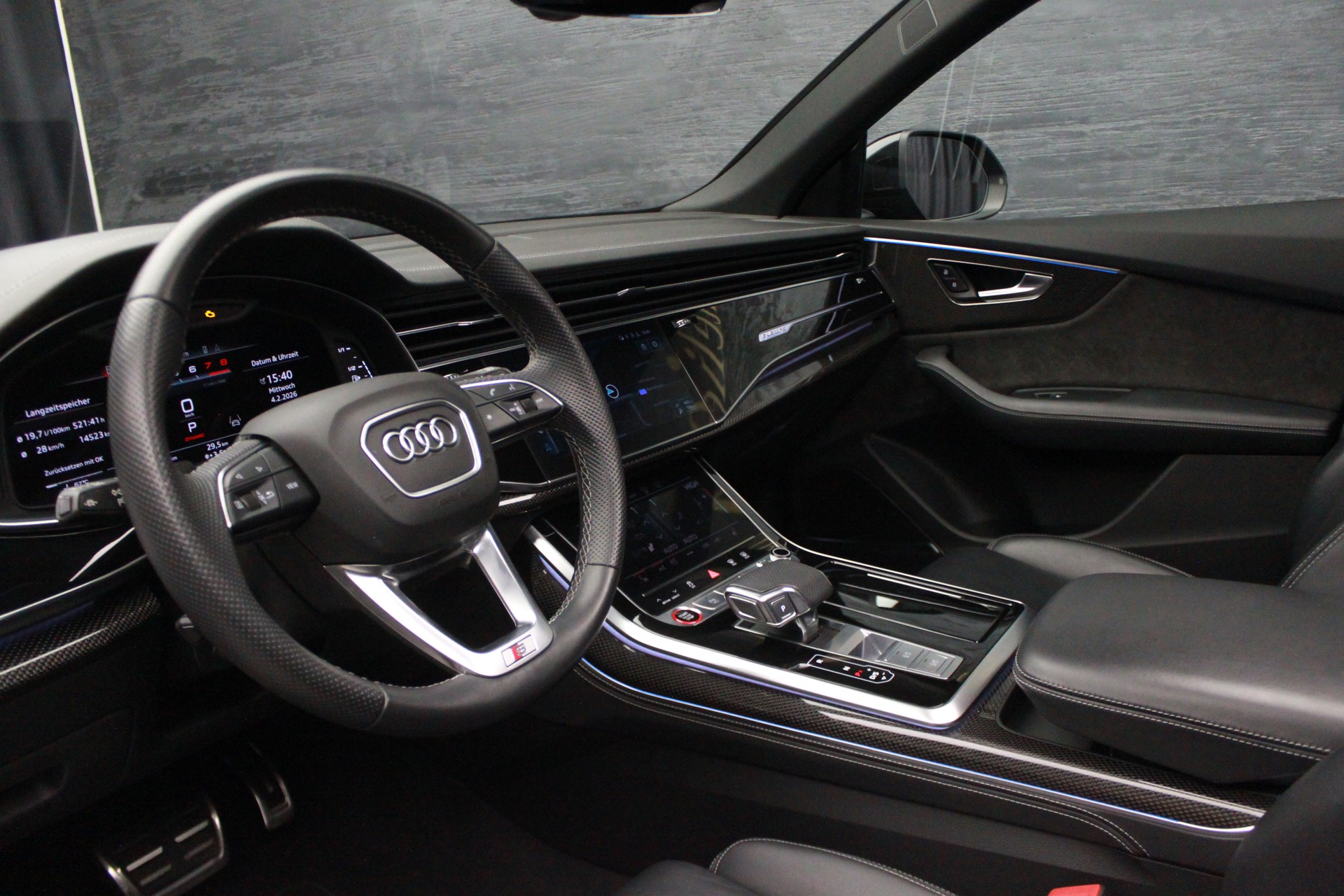 AUDI SQ8 TFSI quattro tiptronic-image-22